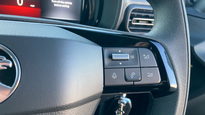 Vauxhall Combo Cargo Combo Diesel 1.5 Turbo D 100ps Pro H1 Van